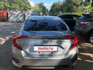 2019 Honda Civic X, серебристый, 1700000 рублей, вид 5