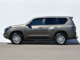 2014 Toyota Land Cruiser Prado 150 Series Рестайлинг 1, коричневый, 3560000 рублей, вид 2