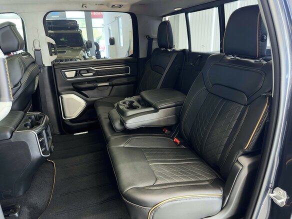 2026 Ram 1500 Crew Cab V Рестайлинг, синий, 10363129 рублей - вид 19