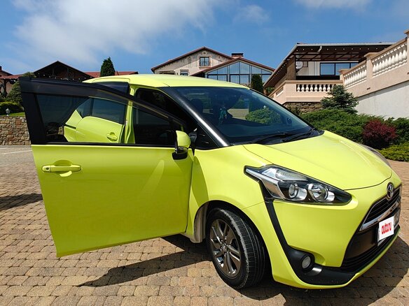2017 Toyota Sienta II, жёлтый, 1150000 рублей - вид 6