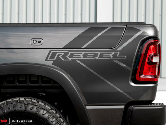 2025 Ram 1500 Crew Cab V Рестайлинг, чёрный - вид 20