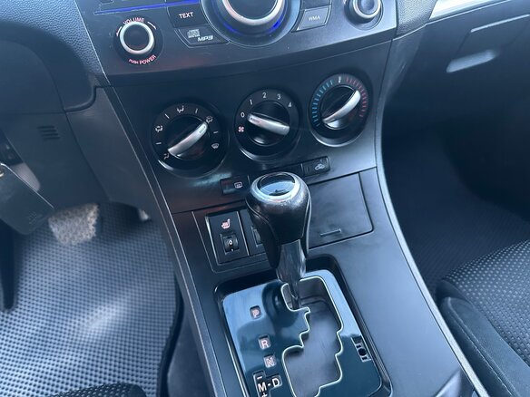 2012 Mazda 3 II (BL) Рестайлинг, красный, 799000 рублей - вид 8