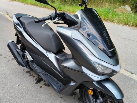 2025 Honda PCX 160, серый, 390000 рублей, вид 1