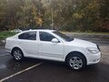 2011 Skoda Octavia DSG7 II (A5) Рестайлинг, белый - вид 1