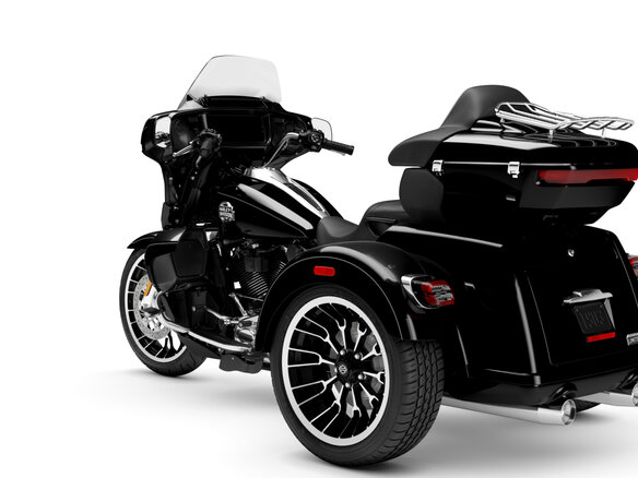 2026 Harley-Davidson Tri Glide, чёрный, 5773527 рублей - вид 5
