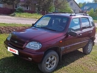 2004 Chevrolet Niva I, красный, 230000 рублей, вид 1