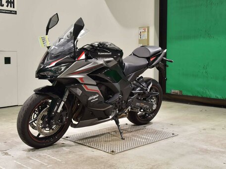2024 Kawasaki Ninja 1000 SX, чёрный, 1477000 рублей, вид 4