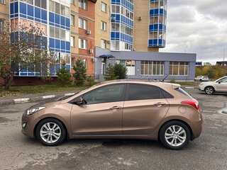 2012 Hyundai i30 II, золотистый, 1200000 рублей, вид 4