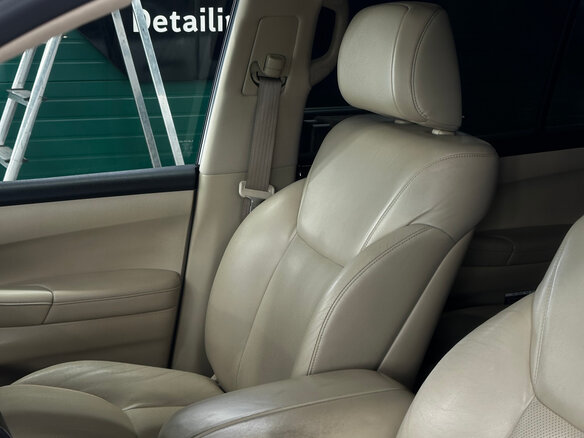 2010 Lexus LX 570 III, белый, 3400000 рублей - вид 17