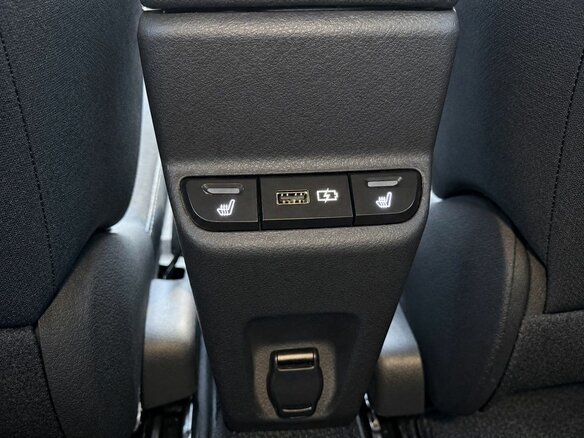 2021 Lada (ВАЗ) Largus I Рестайлинг, бежевый - вид 17