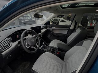 2023 Volkswagen Tayron I Рестайлинг, синий, 2490000 рублей, вид 5