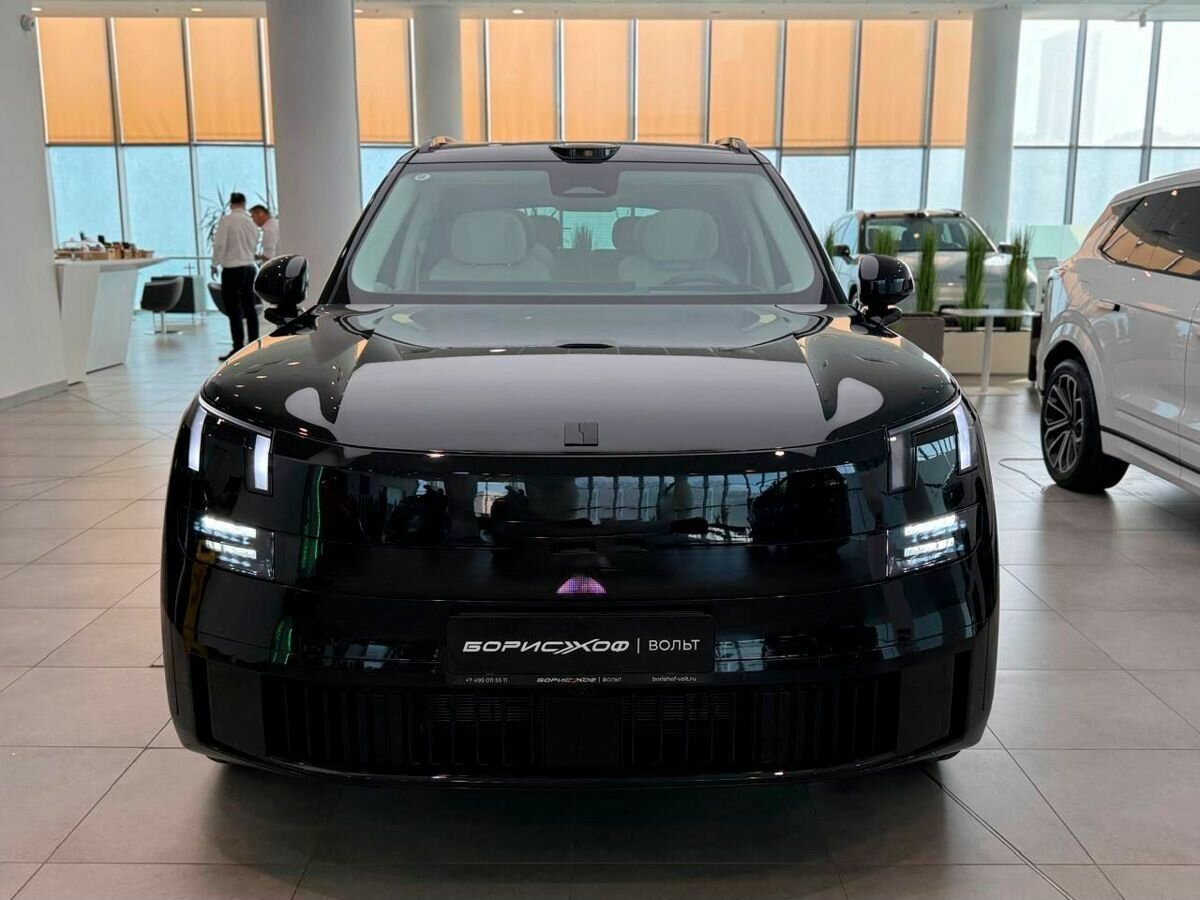 Открыть фотографии: Lynk & Co 900