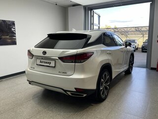 2019 Lexus RX 300 IV Рестайлинг, белый, 4380000 рублей, вид 4