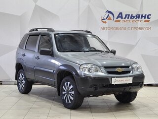 2015 Chevrolet Niva I Рестайлинг, серый, 590000 рублей, вид 1