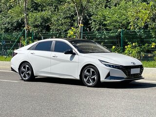 2022 Hyundai Elantra VII (CN7), белый, 1347000 рублей, вид 3