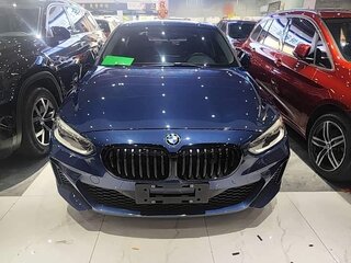 2022 BMW 1 серии 120i III (F52) Рестайлинг, синий, 1650000 рублей, вид 2