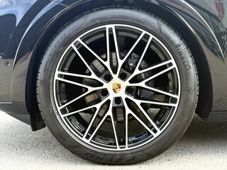 2023 Porsche Cayenne Coupé III Рестайлинг, чёрный, 13880000 рублей, вид 4