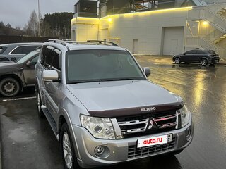 2011 Mitsubishi Pajero IV Рестайлинг 1, серебристый, 2500000 рублей, вид 2