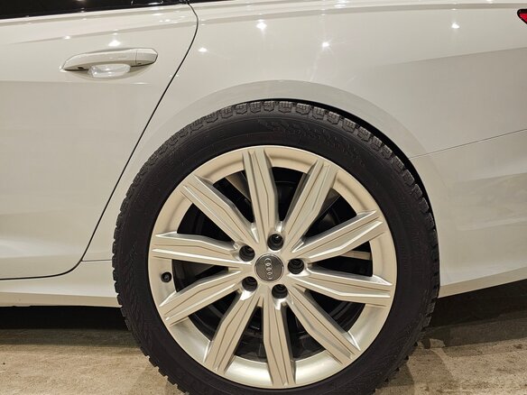 2019 Audi A6 50 TDI V (C8), белый, 4450000 рублей - вид 12