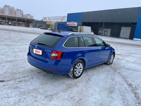2018 Skoda Octavia III (A7) Рестайлинг, синий, 2750000 рублей, вид 5