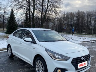 2017 Hyundai Solaris II, белый, 1250000 рублей, вид 3