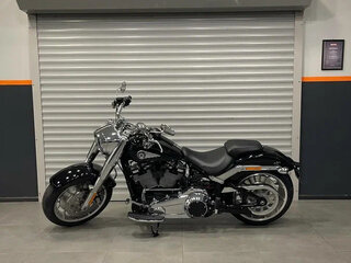 2026 Harley-Davidson Fat Boy, чёрный, 3300000 рублей, вид 1