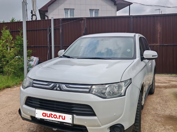 2012 Mitsubishi Outlander III, белый, 1049000 рублей - вид 1