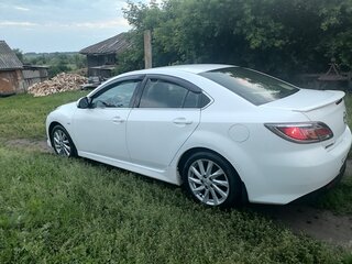 2010 Mazda 6 II (GH) Рестайлинг, белый, 850000 рублей, вид 4