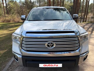 2016 Toyota Tundra Double Cab II Рестайлинг, белый, 4500000 рублей, вид 3