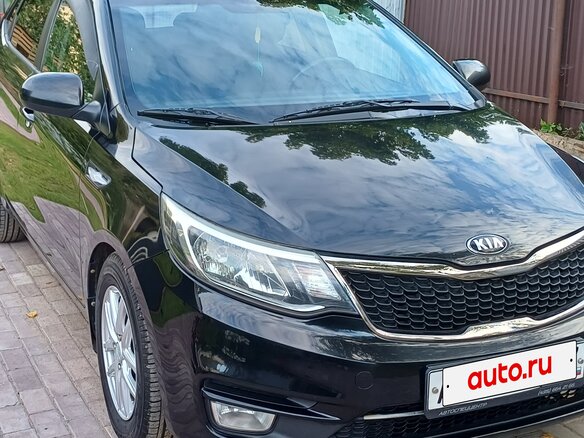 2016 Kia Rio III Рестайлинг, чёрный, 1050000 рублей - вид 2