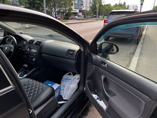 2009 Volkswagen Jetta V, чёрный, 600000 рублей, вид 5