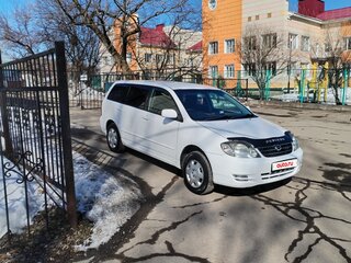 2003 Toyota Corolla Fielder IX (E120, E130), белый, 640000 рублей, вид 2