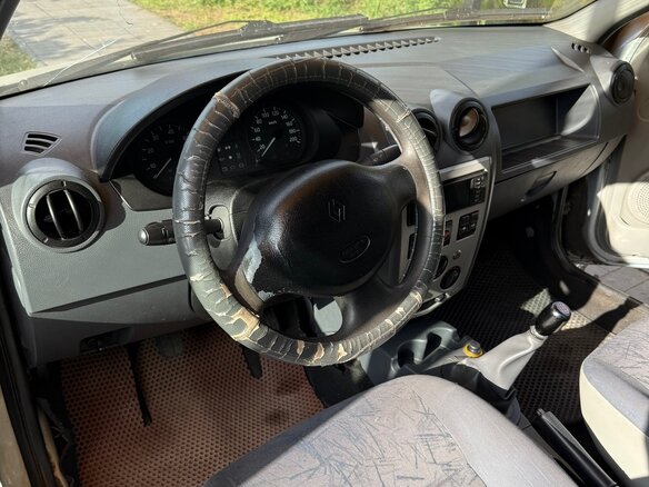 2005 Renault Logan I, серый - вид 4