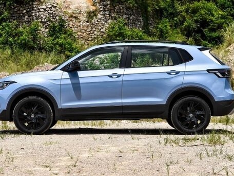 2025 Volkswagen Tharu 300 TSI I Рестайлинг, голубой, 2100000 рублей, вид 5
