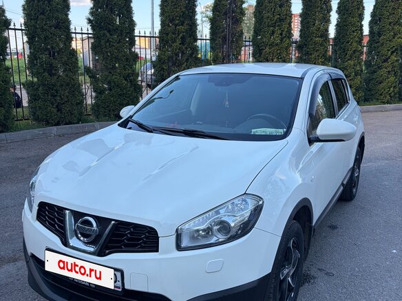 2012 Nissan Qashqai I Рестайлинг, белый, 1250000 рублей - вид 2