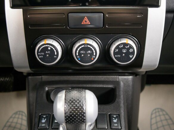 2013 Nissan X-Trail II Рестайлинг, серебристый, 1279000 рублей - вид 16
