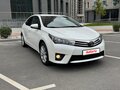 2013 Toyota Corolla XI (E160, E170, E180), белый, 1150000 рублей - вид 2