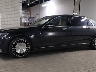 2017 Mercedes-Benz Maybach S-Класс 560 I (X222) Рестайлинг, чёрный, 6590000 рублей, вид 4