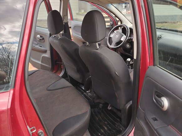 2010 Nissan Note I Рестайлинг, красный, 410000 рублей - вид 6