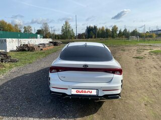 2021 Kia K5 III, белый, 2400000 рублей, вид 4