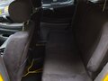 2002 Suzuki Aerio, жёлтый, 390000 рублей - вид 10