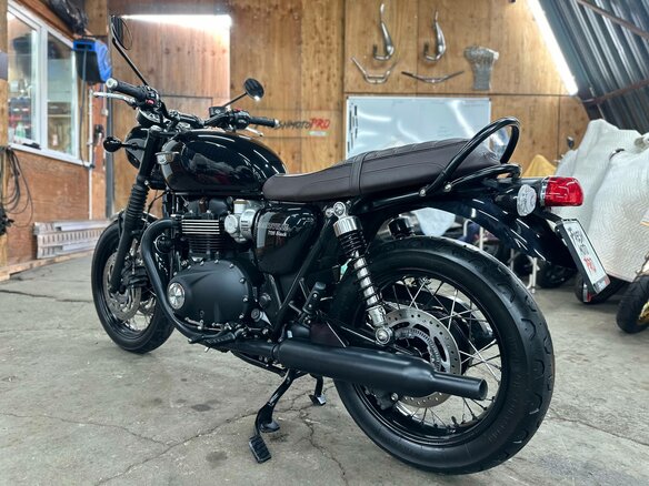 2020 Triumph Bonneville T120, чёрный, 1270000 рублей - вид 6