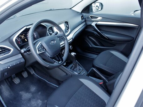 2024 Lada (ВАЗ) Vesta I Рестайлинг (NG), серебристый, 1295000 рублей, вид 5