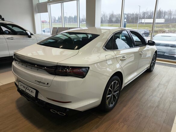 2026 Geely Preface I, белый, 3329990 рублей - вид 2