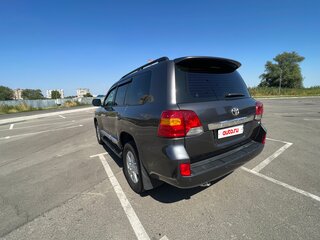 2011 Toyota Land Cruiser 200 Series, серый, 3350000 рублей, вид 5