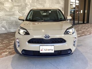 2022 Toyota Yaris Cross I, бежевый, 1300000 рублей, вид 2