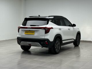 2026 Kia Seltos I Рестайлинг, белый, 2049000 рублей, вид 4