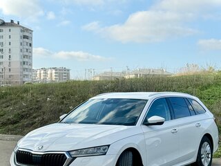 2021 Skoda Octavia IV (A8), белый, 2290000 рублей, вид 1