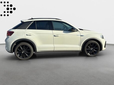 2022 Volkswagen T-Roc I Рестайлинг, серебристый, 3050000 рублей, вид 3