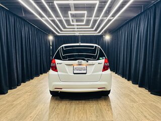 2013 Honda Fit II, белый, 959000 рублей, вид 5